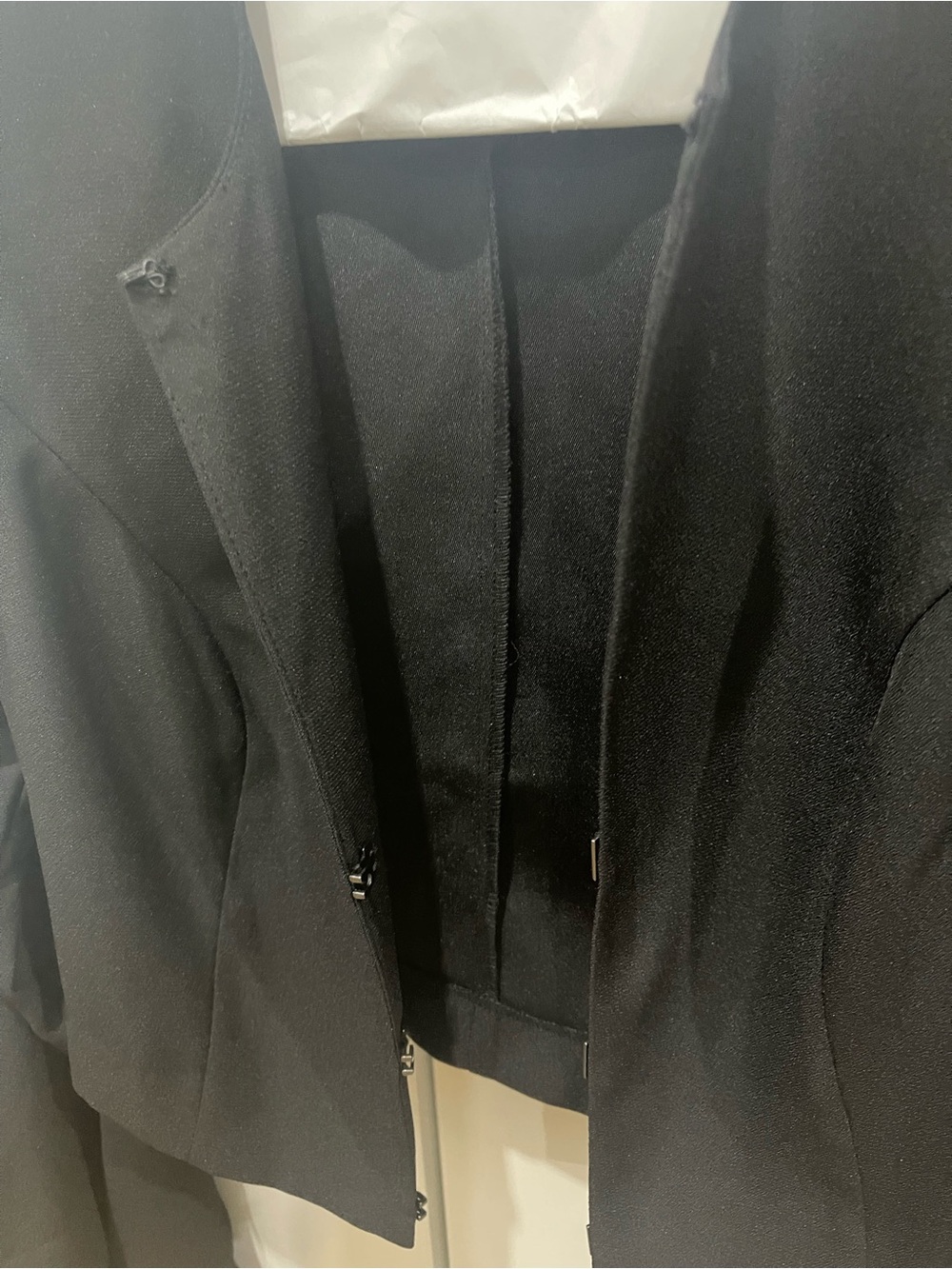 VENUS Black Cropped Blazer with Bell Sleeves - Picture 5 of 5